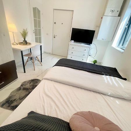 Cozy Central Studio Near Park بوخارست المظهر الخارجي الصورة