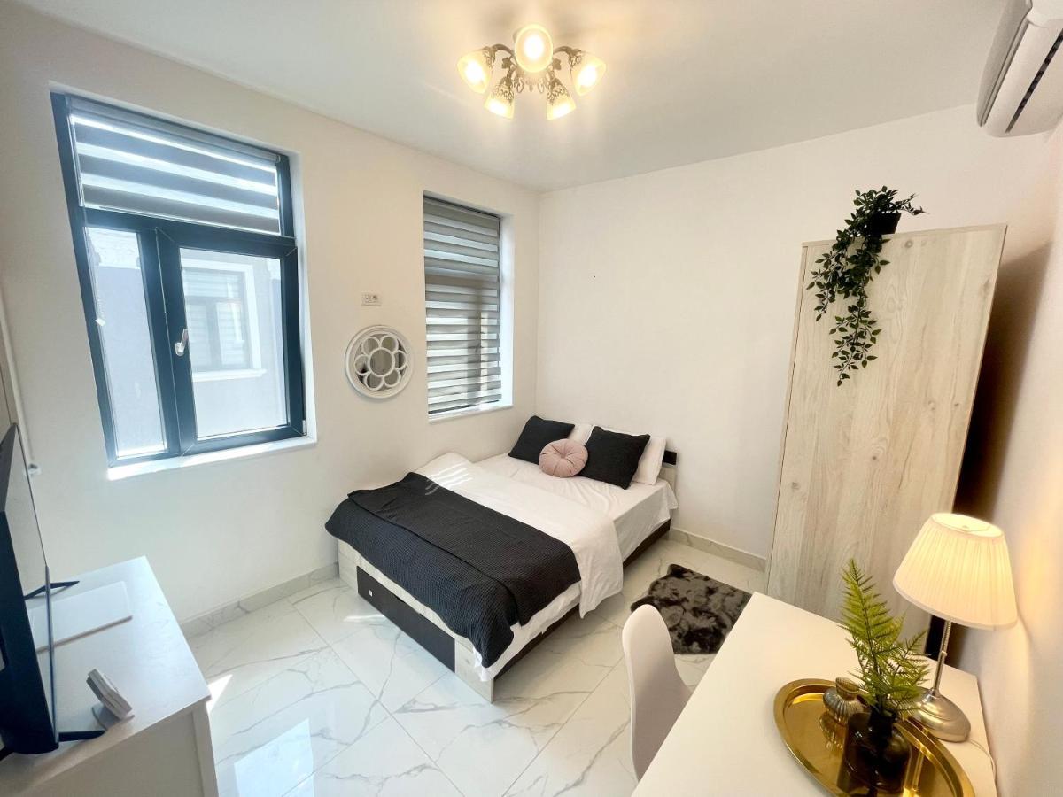 Cozy Central Studio Near Park بوخارست المظهر الخارجي الصورة