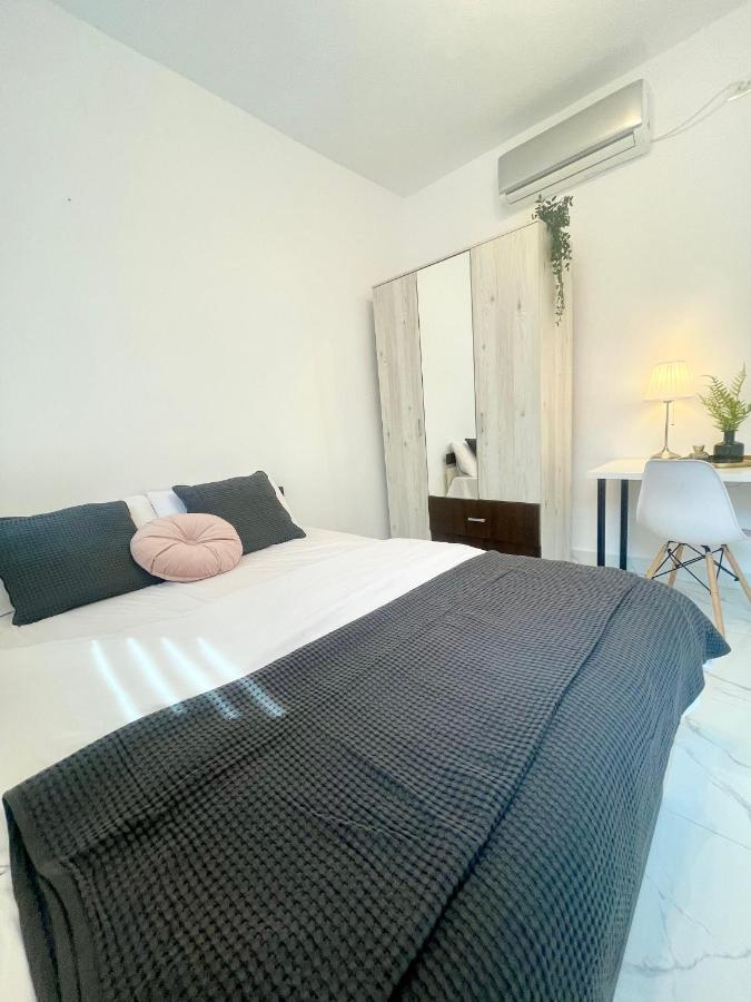 Cozy Central Studio Near Park بوخارست المظهر الخارجي الصورة